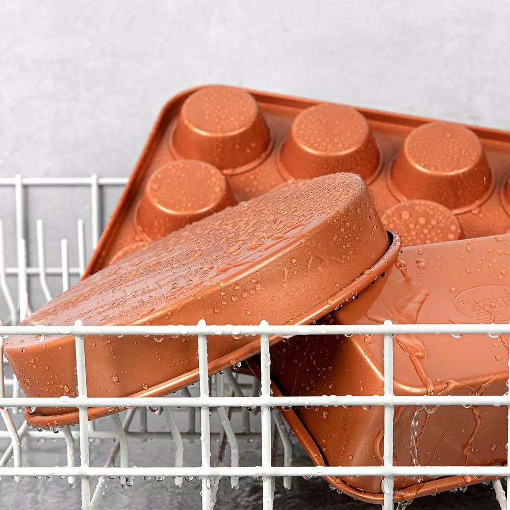 Deals βοΈ Gotham Steel 5-Piece Copper Non-Stick Ti-Ceramic Ultimate Bakeware Set π€© - Image 4