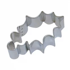 Top 10 😍 CybrTrayd 12-Piece 3.25 In. Holly Leaf Tinplated Steel Cookie Cutter And Recipe 🤩